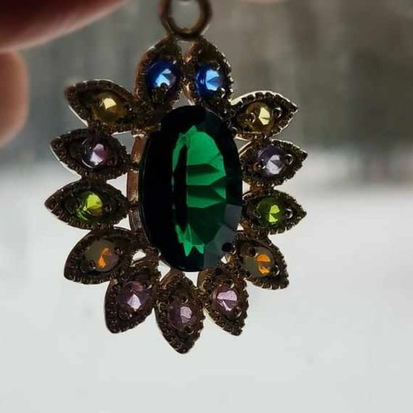 Sterling Silver Multi Gem Pendant with Big Dark Green Center - Picture 7 of 8
